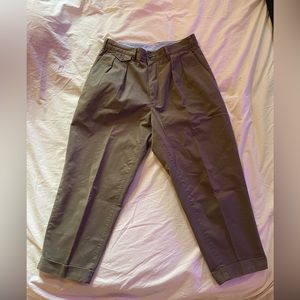 BEAMS PLEATED TROUSERS